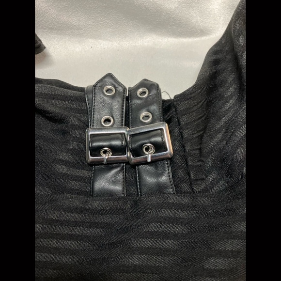 *SOLD* KILLSTAR DARK ENTERPRISE GOTHIC TOP PINSTRIPE SIZE L BRAND NEW - Picture 15 of 16